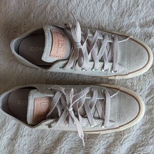 Chuck Taylor All Star Canvas & Leather Low Top Size Men 5 Women 7